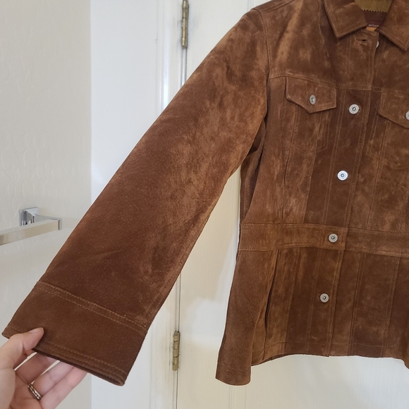 Eddie Bauer | 100% Suede Jacket and Suede Maxi Skirt Set Seattle Suede Washable - Picture 4 of 16